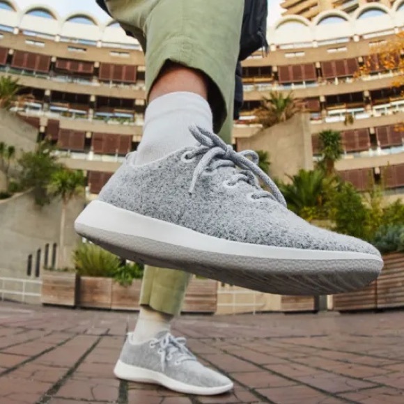 Allbirds | Women’s Wool Runners blue sz 6 - Picture 2 of 8